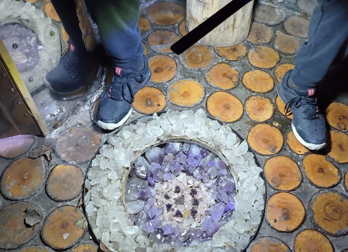 Obraz wykonany w miedzi